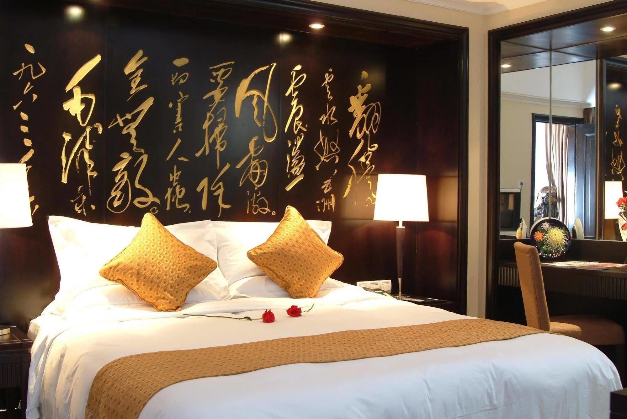 Heyuan Great International Hotel Exteriör bild